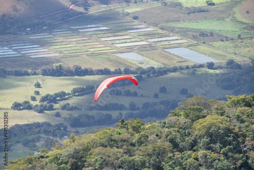 paragliding in the mountains © Wallace S Fonseca