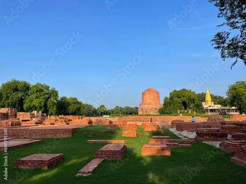 Dhamekh Stupa Sarnath Varanasi  || Ancient Buddhist Monastery at Sarnath || Buddhist pilgrimage sites in India || sarnath varanasi 