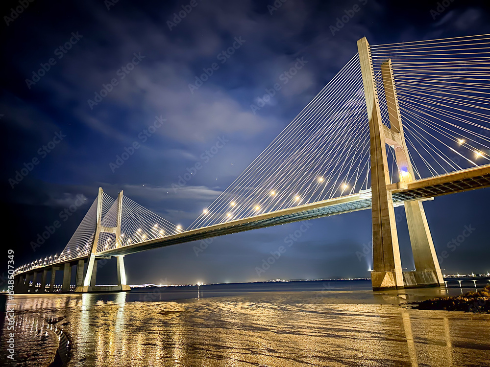 Fototapeta premium Vasco da Gama bridge - Portugal 