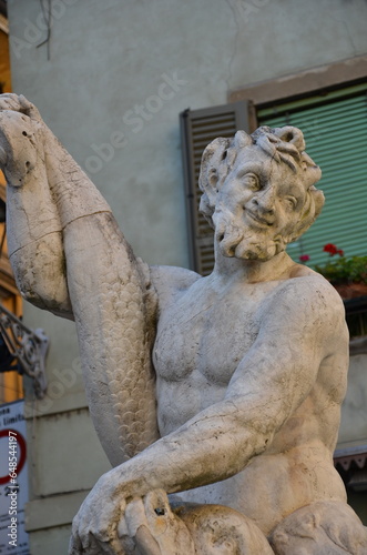 Bergamo, Piazza del Delfino photo