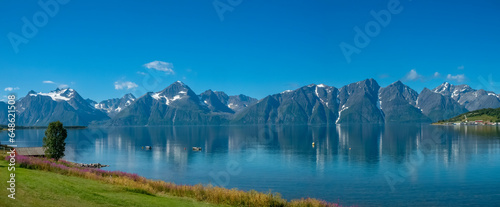 Spectacular scenery in the Lyngen Alps (Lyngsalpene) region, near Tromsø, Troms of Finnmark, Norway © Luis