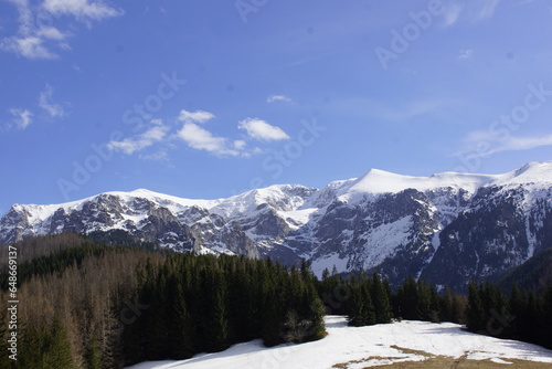 Fototapeta Naklejka Na Ścianę i Meble -  snow covered mountains in spring