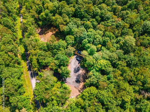 Fotografía Aerial View of Catskill Mountain Cabin
