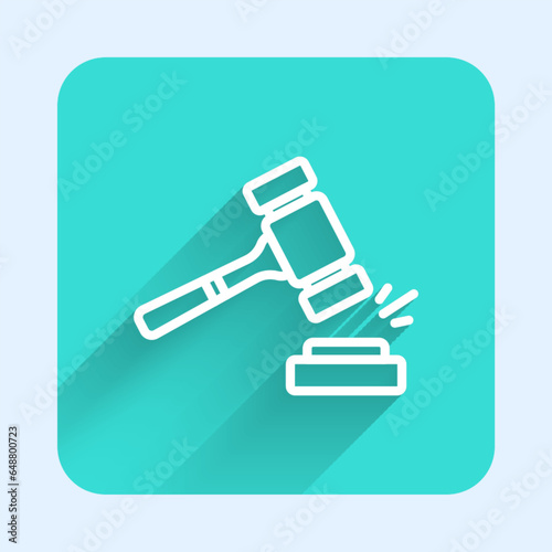 White line Auction hammer icon isolated with long shadow background. Gavel - hammer of judge or auctioneer. Bidding process, deal done. Auction bidding. Green square button. Vector