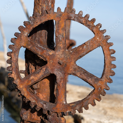 rusty gear wheels