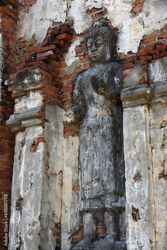 historische Tempel und Buddhastatuen in Samut Prakhan, Thailand