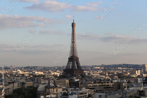 Paris Eiffel Tower at sunset © PARK