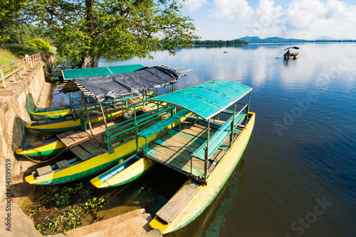 Mahiyanganaya Sorabora Lake, Sri Lanka