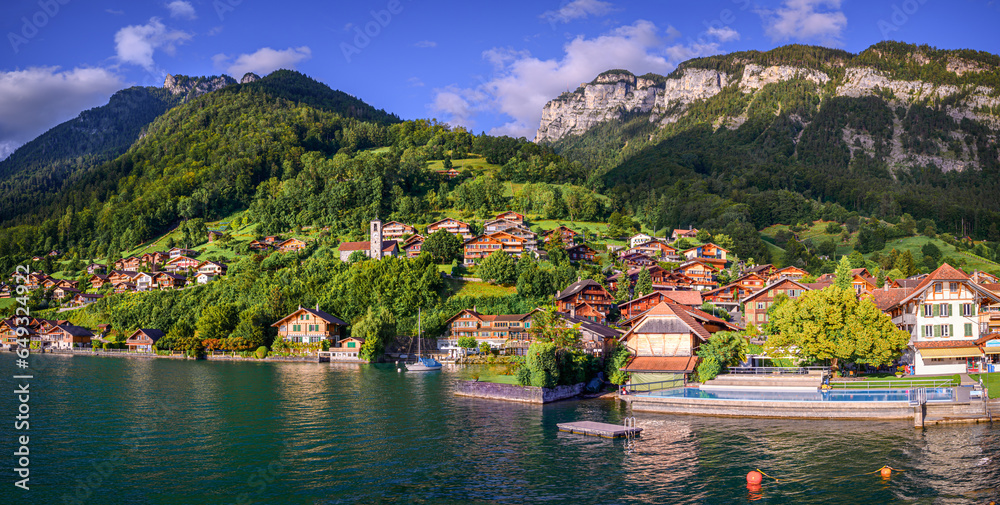 Φωτογραφία Village Merligen in the municipality of Sigriswil
