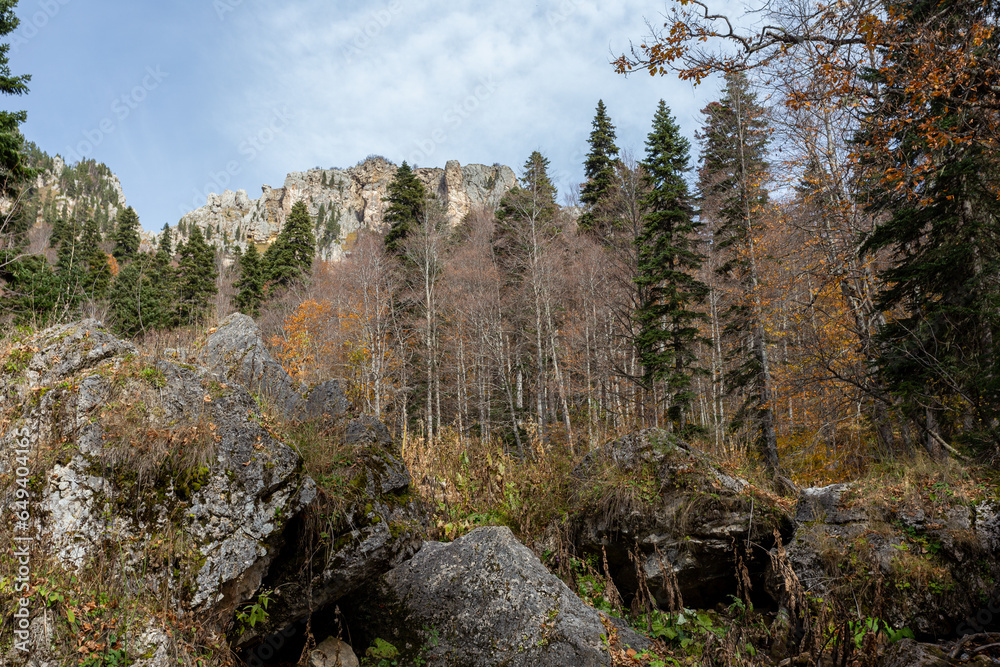 the beginning of autumn, nature walks, cuesta and panoramic views of the mountains, hiking trails and recreation in the mountains. the beginning of autumn, nature walks, cuesta and panoramic views of the mountains, hiking trails and recreation in the mountains.