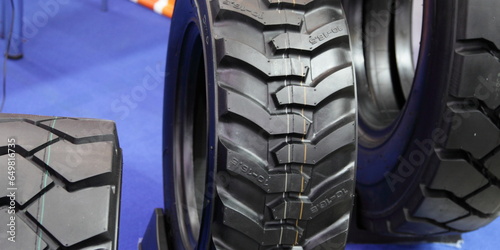 Obraz na płótnie New black rubber industrial tyres for forklift loaders w salonie