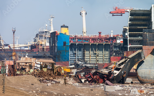 Photos ALANG, GUJARAT, INDIA: ship breaking yards, dismantling and salvaging of ships f