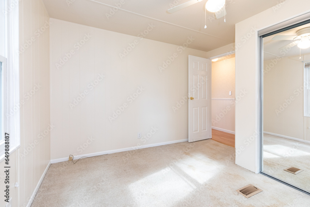 empty room empty room
