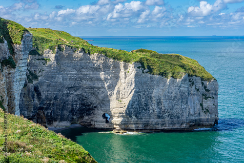 Urlaub in der Normandie, Frankreich: Sehenswürdigkeit, Naturwunder - Felsenformationen und Steilküste Falaises d'Étretat, das Schlüsselloch Pointe de la Courtine