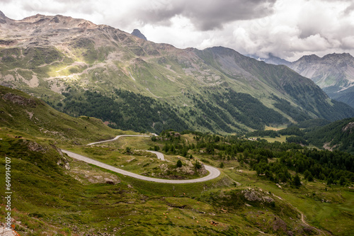 Strasse über den Bernina Pass im Kanton Graubünden, Schweiz photo