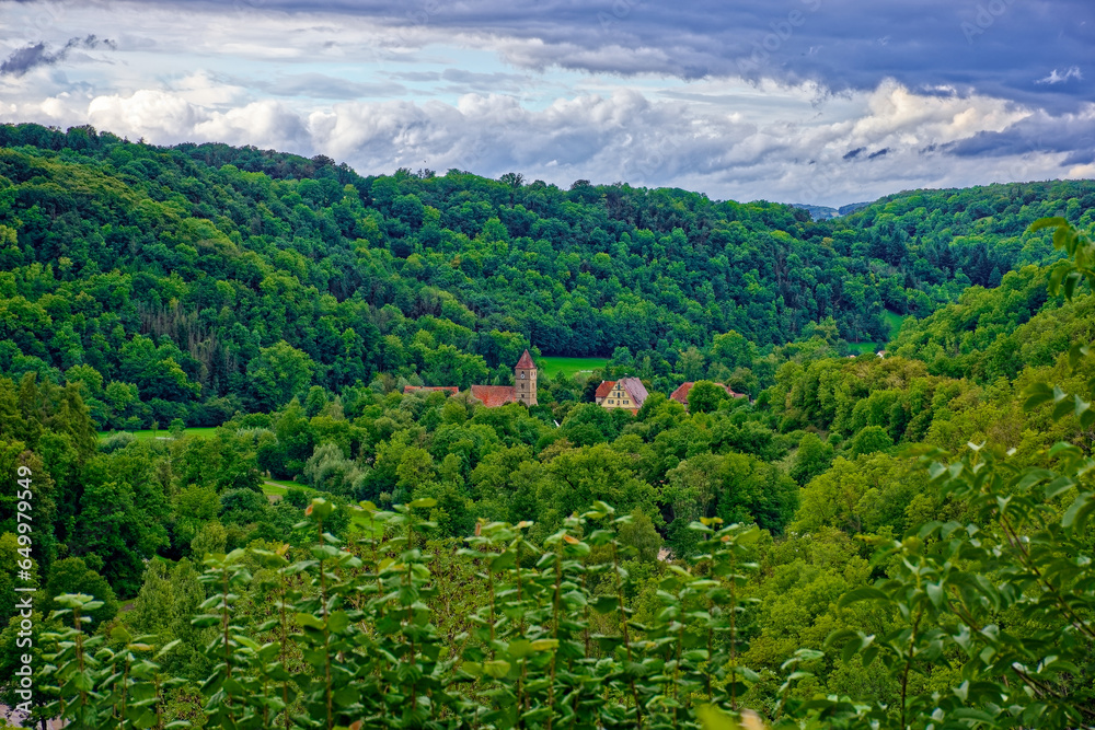 Obraz premium A beautiful day in the Bavarian city of Rothenburg an der Tauber.