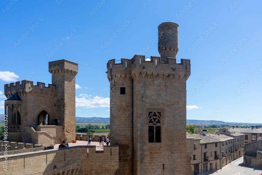 El Hermoso Palacio Real de Olite en Navarra, España	