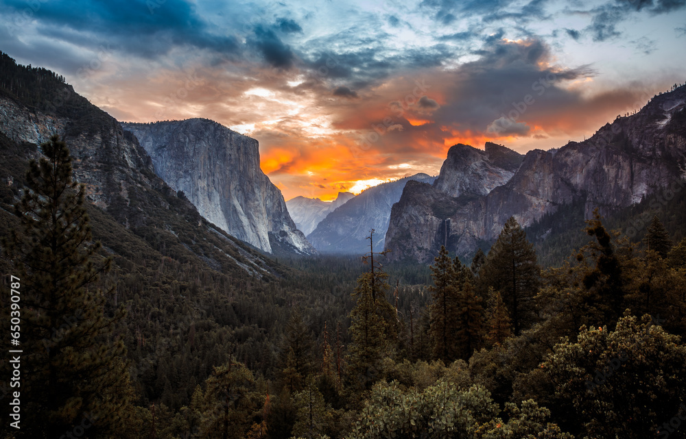Dramatic Dawn on Yosemite Valley, Yosemite National Park, California