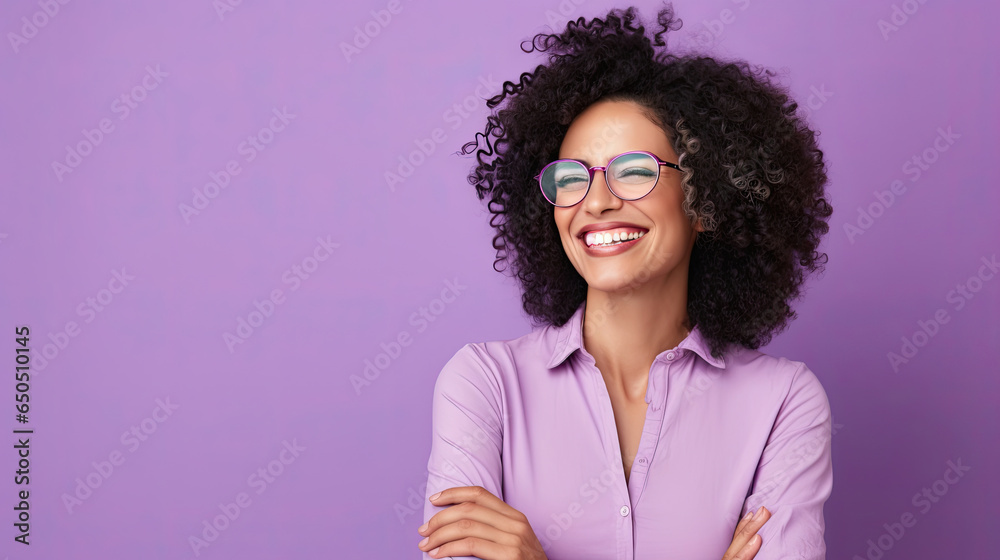 Fototapeta premium happy young woman smiling and wearing glasses on light purple background with empty space for text created with Generative AI Technology