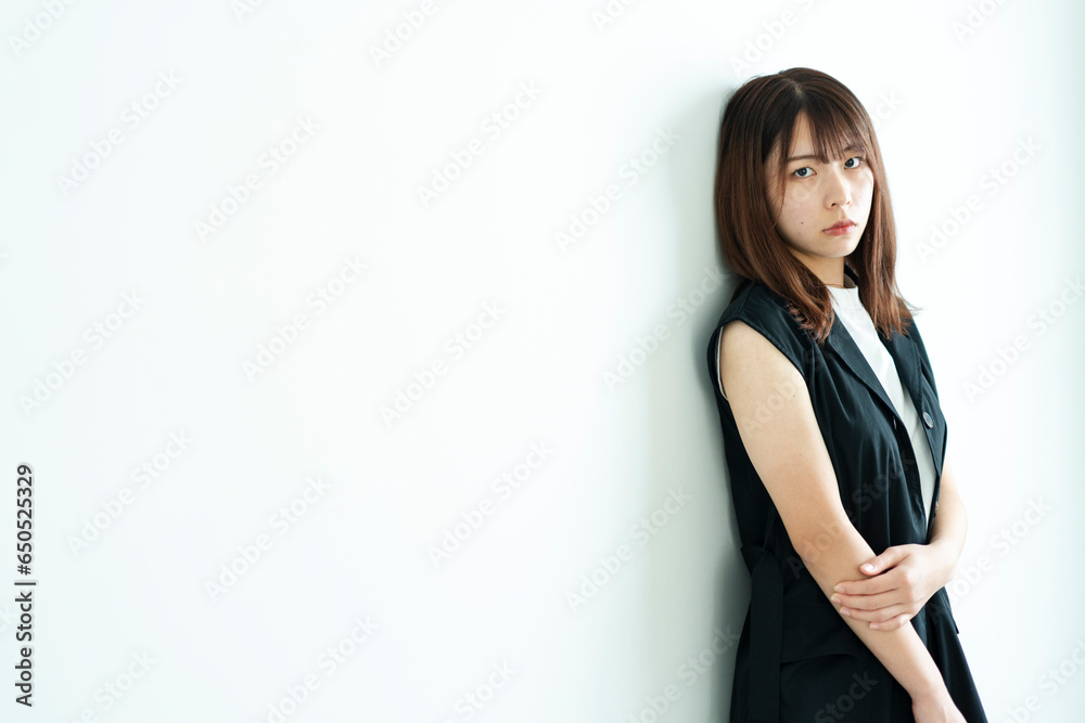 クールな女性 クールな女性