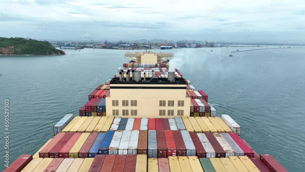 Smoke exhaust gas emissions carbondioxide from cargo lagre ship