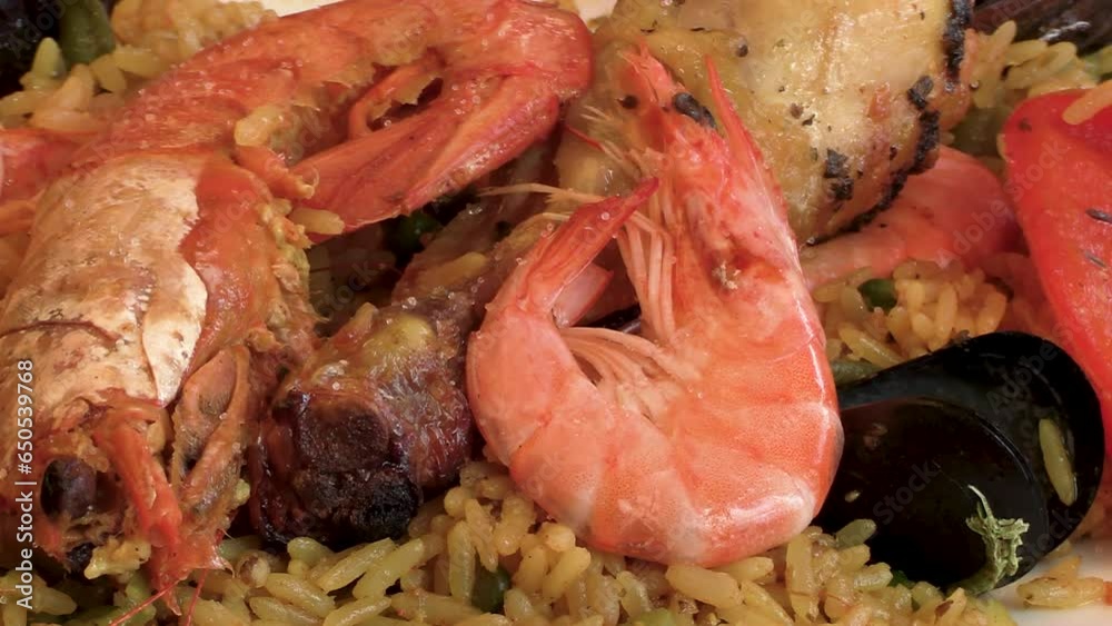 plat de paella, en gros plan