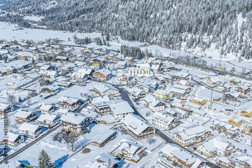 Idyllische Winterstimmung im Tiroler Ausserfern in Bichlbach an der Fernpaß-Route photo