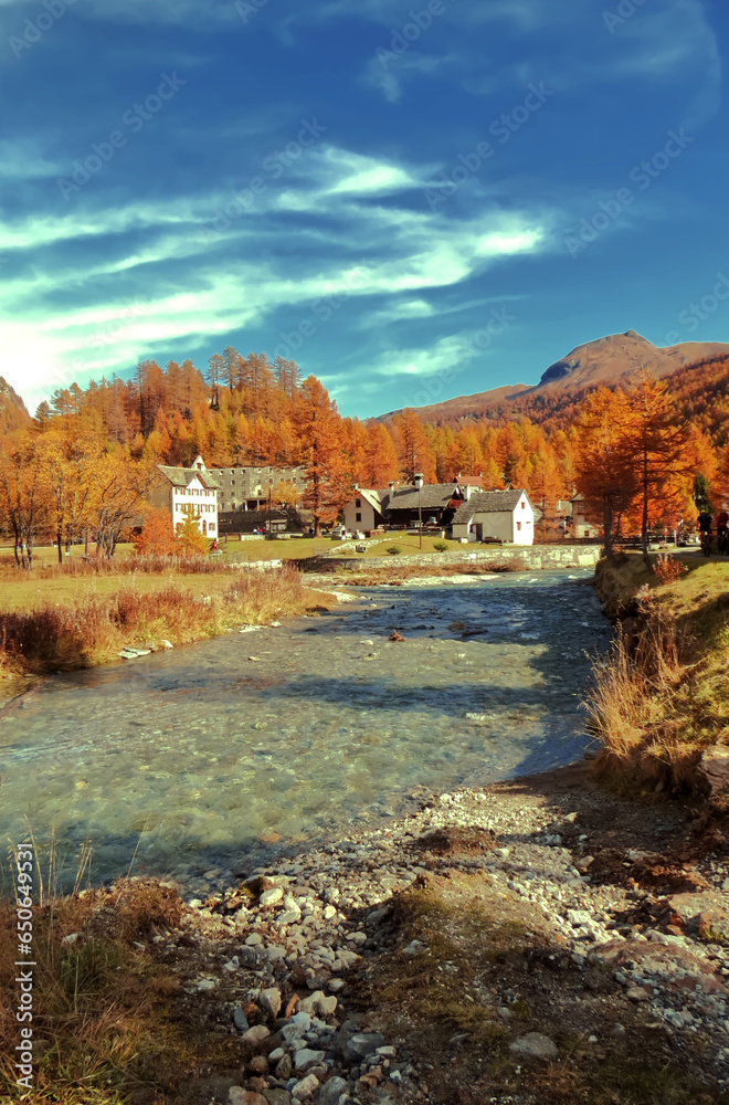 The colors of autumn at Alpe Devero.