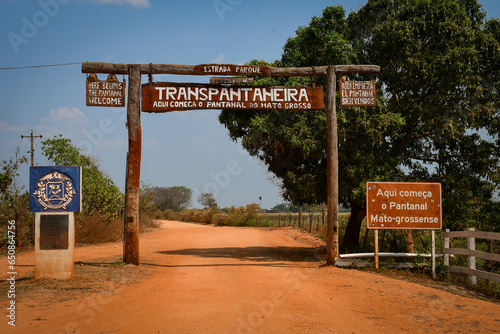 Transpataneira Road Gate