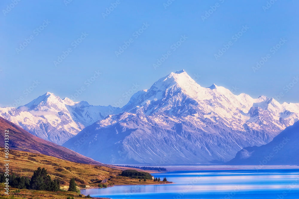 NZ Mt Cook lake 210mm