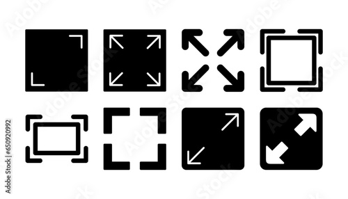 Fullscreen icon vector. expand fullscreen icon