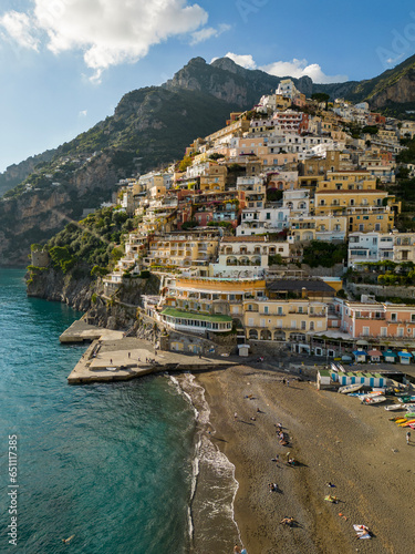 Neapol Włochy zdjęcia z dronu widok z lotu ptaka photo
