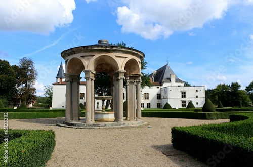 La fontaine des amours, la Bastie d'Urfé photo