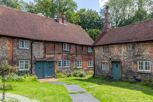 Slika na platnu English country cottages in West Wycombe