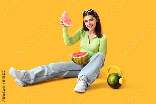Young woman with fresh wate...