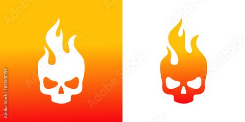Tiempo de Halloween. Símbolo del diablo. Silueta de cráneo humano ardiente