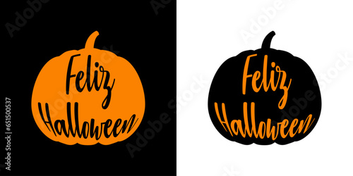 Logo con texto manuscrito Feliz Halloween en español en silueta de calabaza de Halloween para su uso en invitaciones y tarjetas