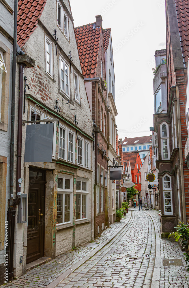 Fototapeta premium Le quartier du Schnoor, Brême, Allemagne.