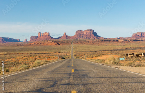 Monument Valley Road