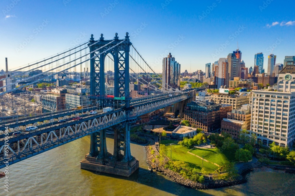 Fototapeta premium city bridge and city skyline