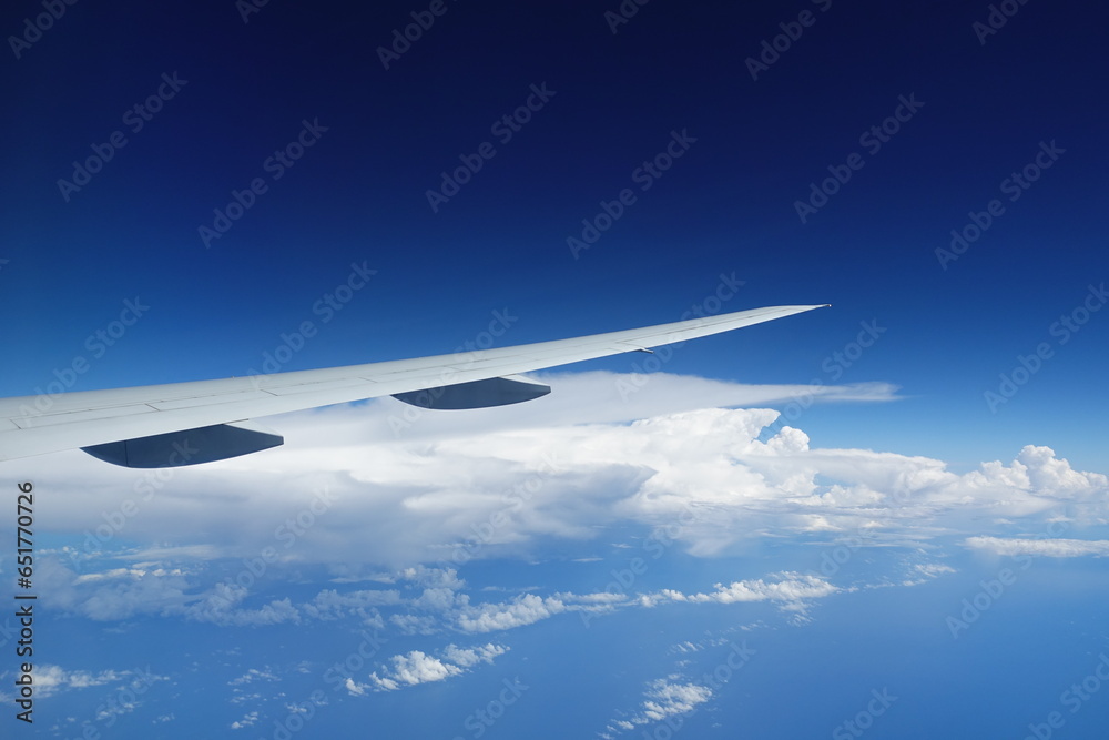 A plane fly in the sky. A plane fly in the sky.