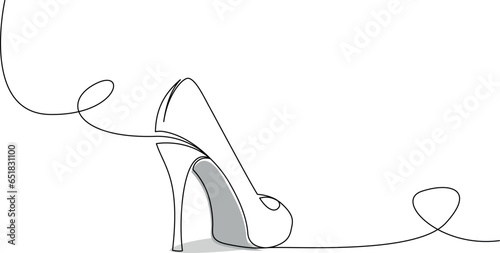 Continuous single line drawing of high heel shoe