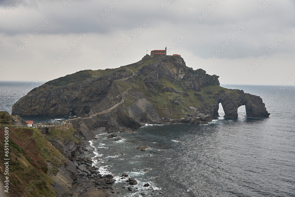 Isla de San Juan de Gaztelugatxe, lugar donde se rodó parte de la serie GOT, Game of Thrones