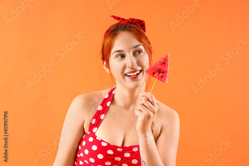 Young pin-up woman with fre...