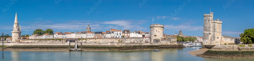 Panorama du Vieux-Port de La Rochelle depuis le quartier de la Ville-en-Bois