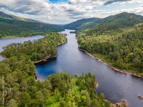 Loch beinn a mheadhoin glen affric, Scotland photo