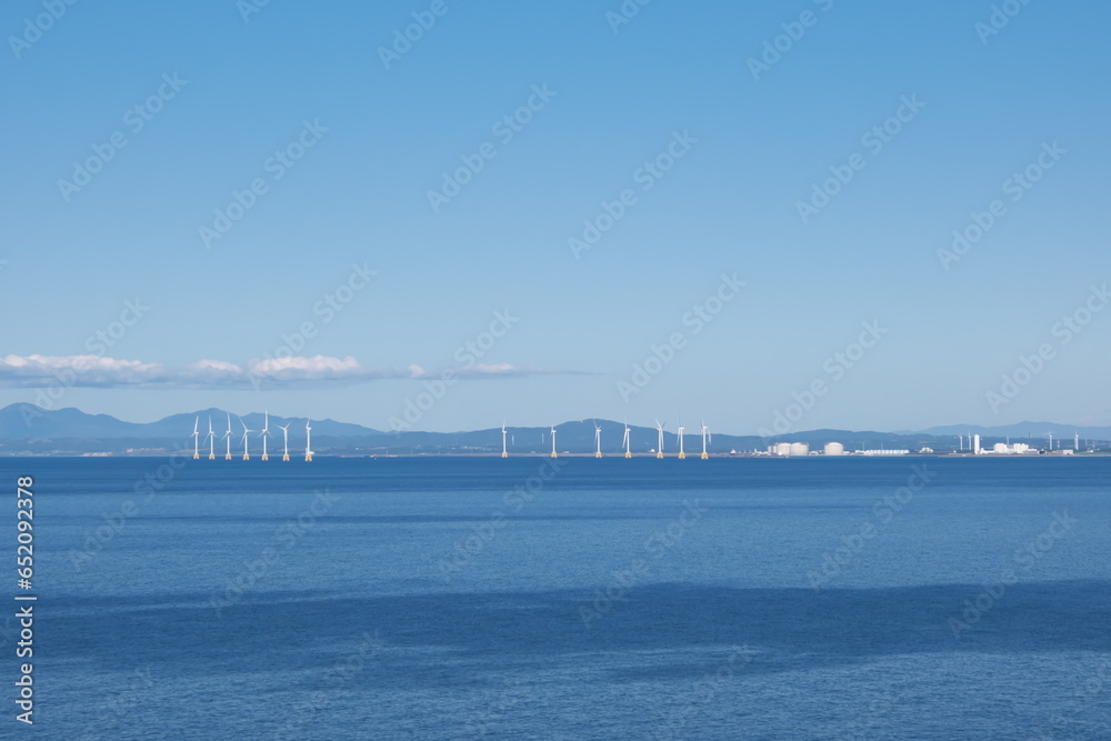 石狩湾の風力発電の風車