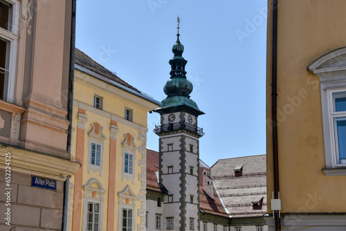 Klagenfurt, Landhaus, Landhaushof, Turm, Profanbau, Altstadt, historisch, Stadtkern, Nordturm, Südturm, Türme, Wahrzeichen, Denkmalschutz, Denkmal, Stadtzentrum, Österreich, Kärnten, Landeshauptstadt,