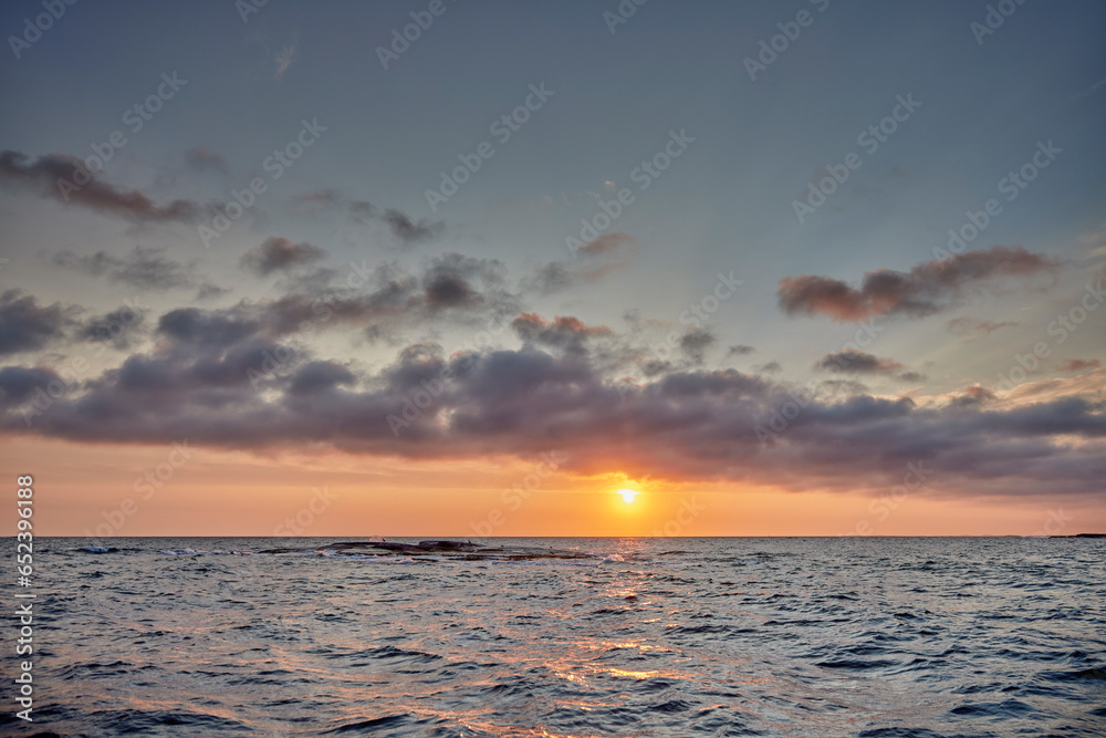 Fototapeta premium sunset over the sea