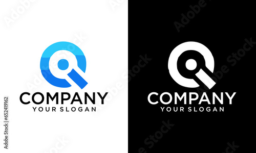 Q I initial logo design vector template